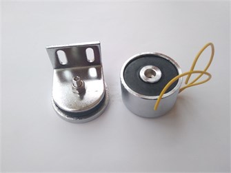 {{photo.Alt || photo.Description || 'Магнит для термоусадочного аппарата BSF (комплект: верх и низ по 1 шт.) .'}}